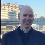 1e9b9ab33439323618d6f5537fd37f1f44ad18ed